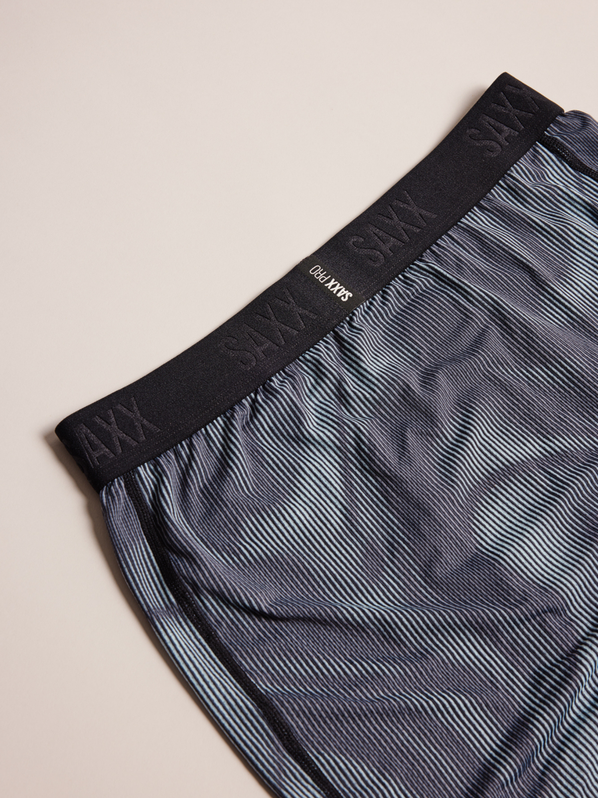 SAXX Smooth Flex Light Compression Boxer Brief