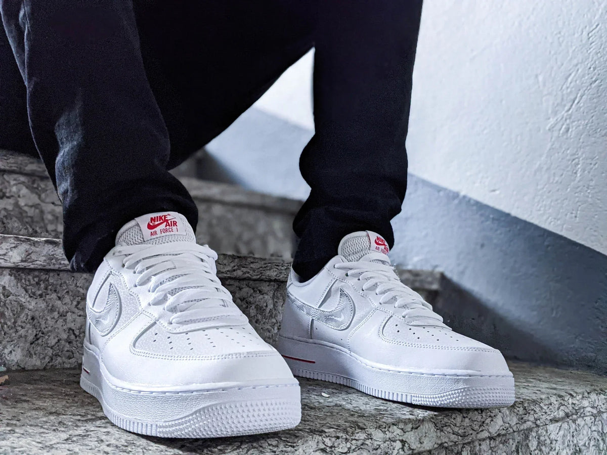 What Socks to Wear with White Trainers: Style Guide '25 Pants & Socks What Socks to Wear with White Trainers: Style Guide '25 Pants & Socks