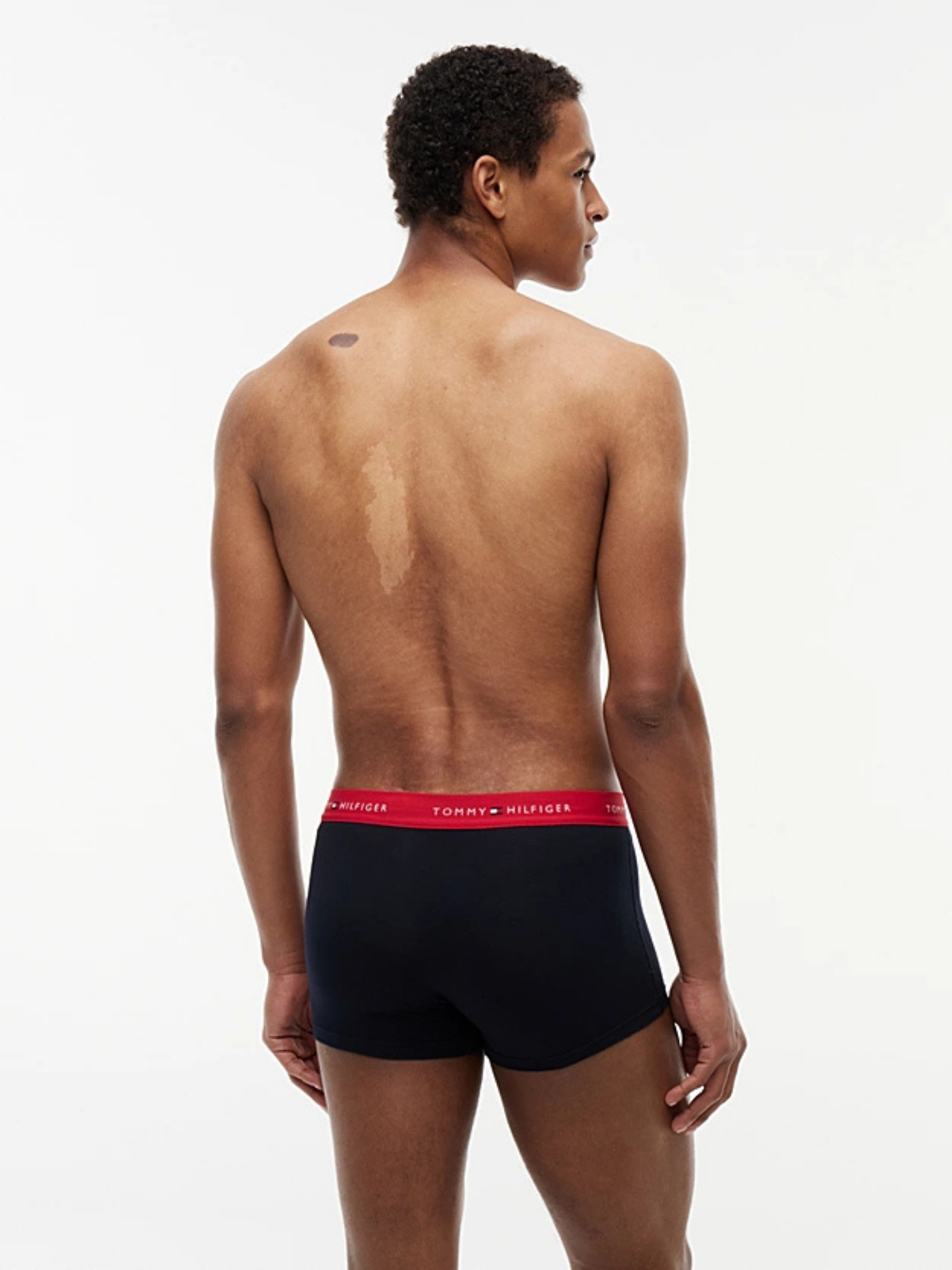 Tommy Hilfiger 3-Pack Signature Repeat Logo Waistband Trunks