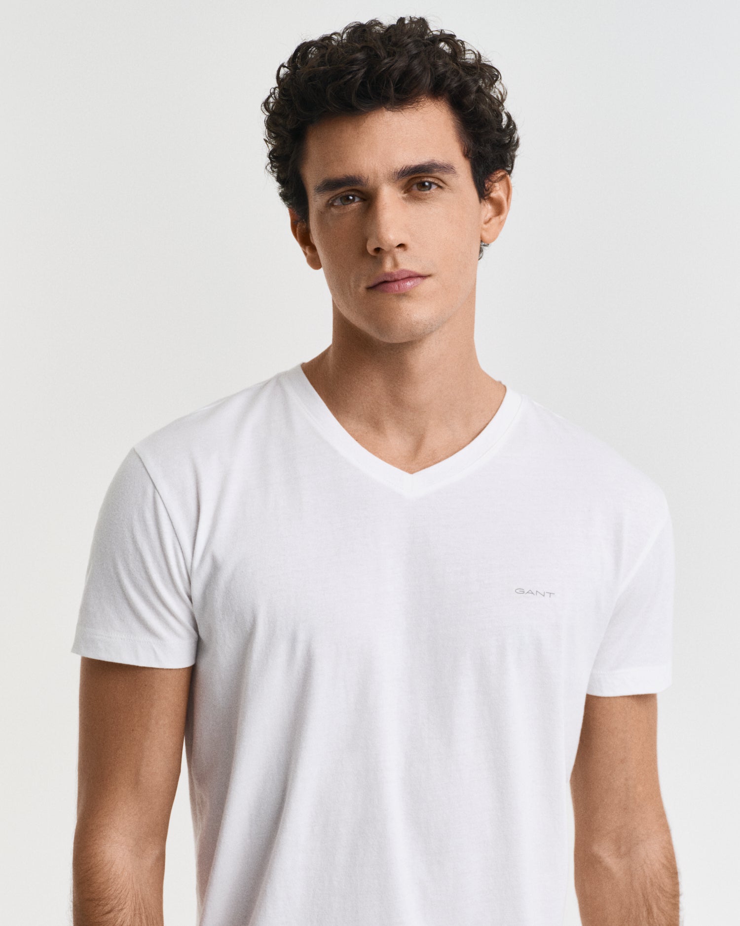 Gant Men's 2 Pack V-Neck T-Shirt